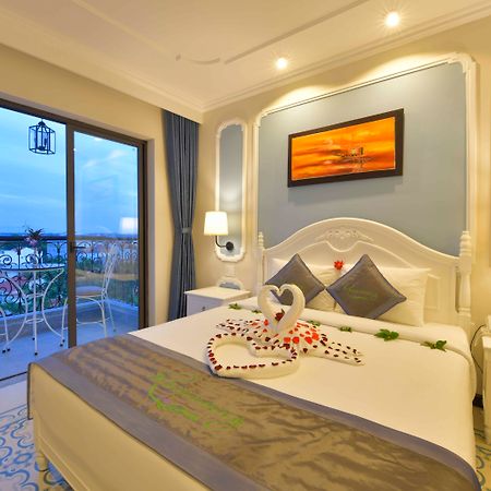 Hoi An Rosemary Boutique Hotel & Spa - A Peaceful Retreat Екстериор снимка