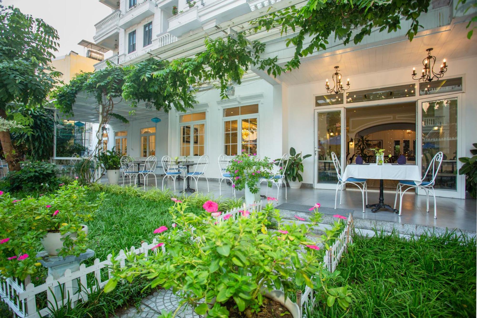 Hoi An Rosemary Boutique Hotel & Spa - A Peaceful Retreat Екстериор снимка